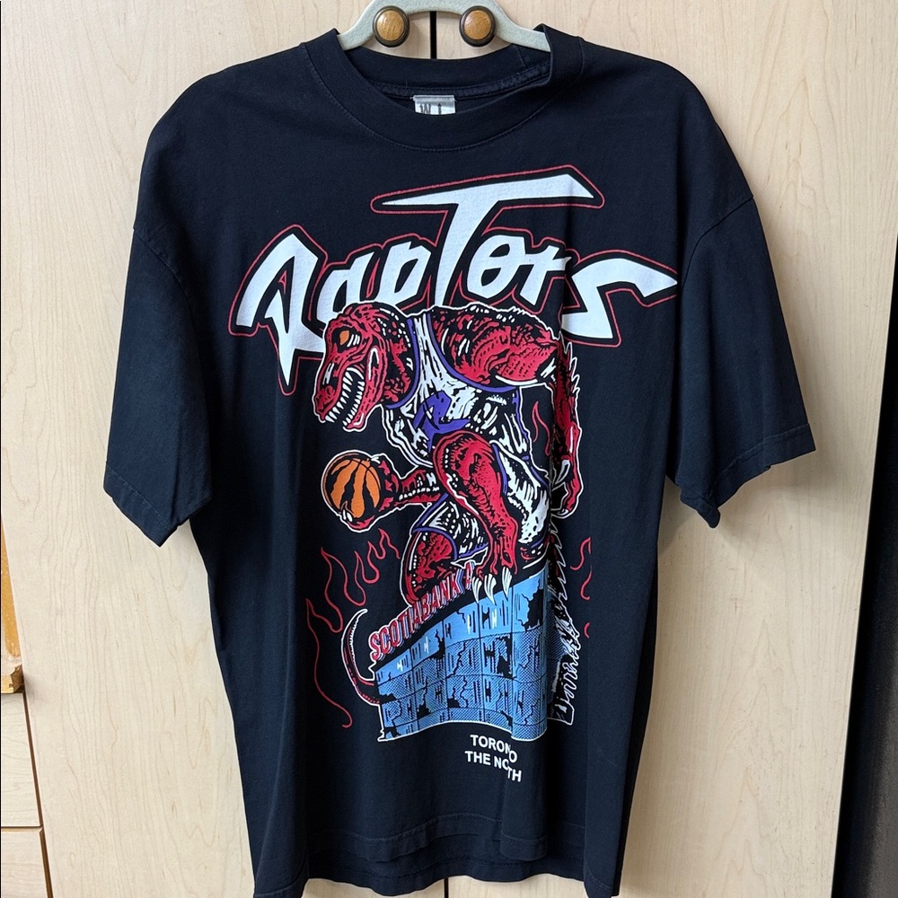 Raptors Graphic Tee
